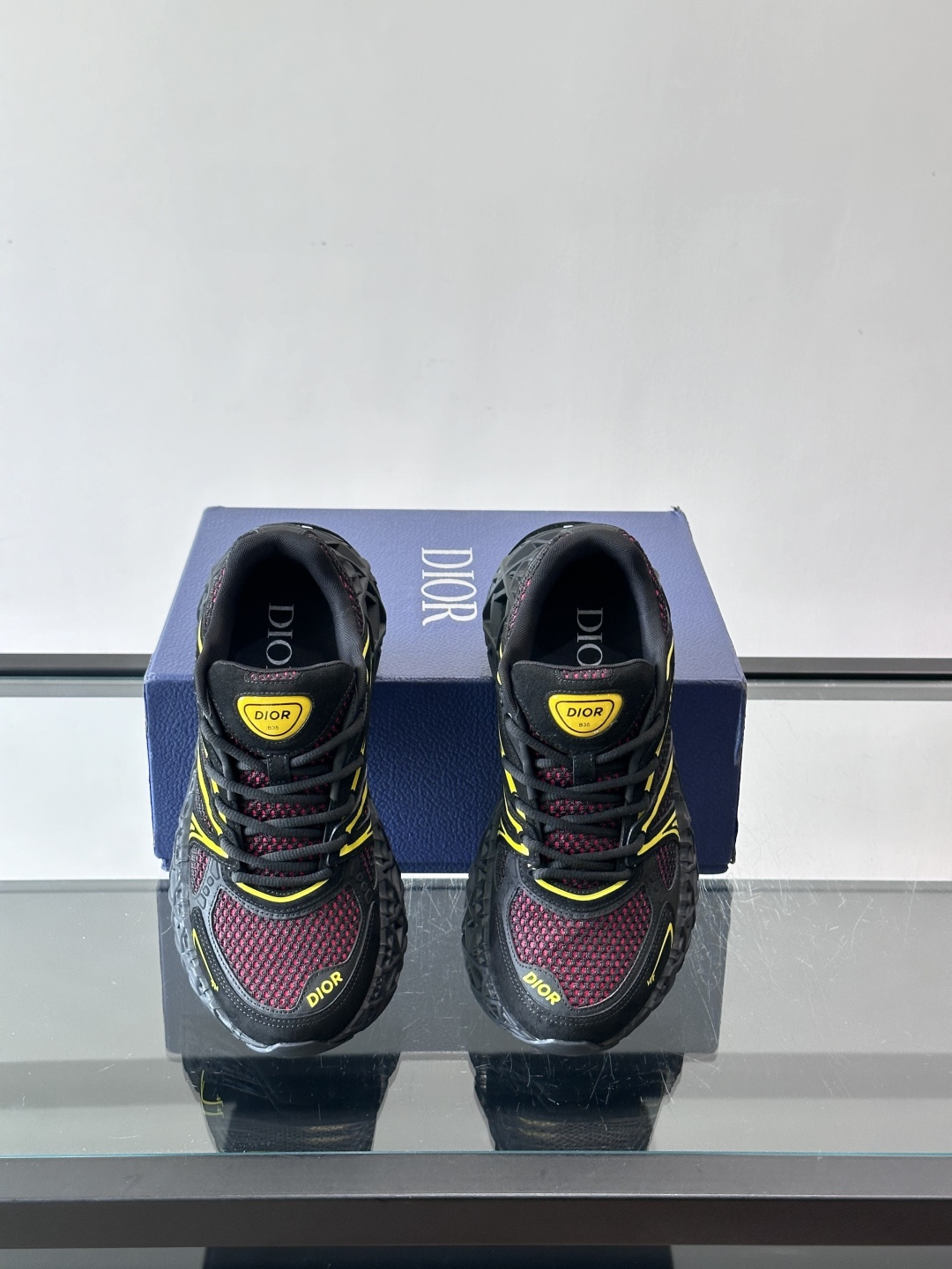 Dior 迪奥 👟B35最新款老爹运动鞋 老爹鞋 以时髦复古风格丰富经典系列。精心制作，可全年与休闲造型