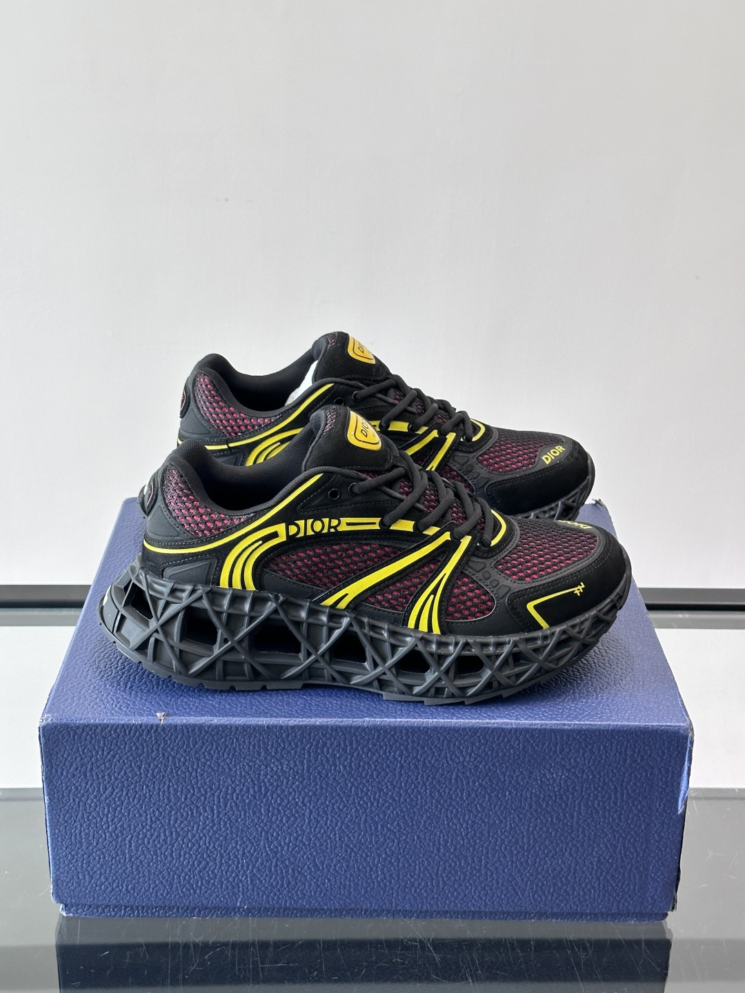 Dior 迪奥 👟B35最新款老爹运动鞋 老爹鞋 以时髦复古风格丰富经典系列。精心制作，可全年与休闲造型