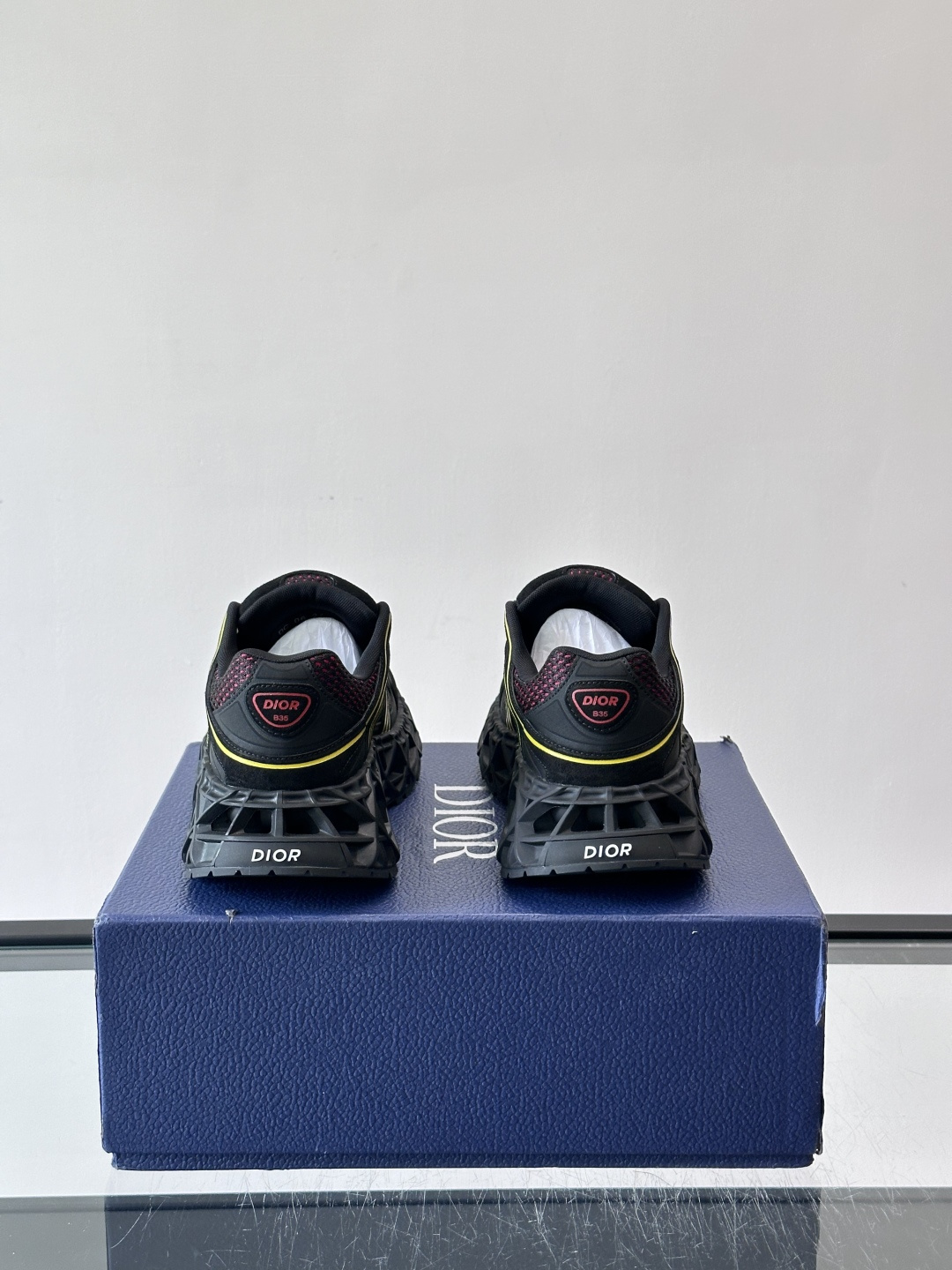 Dior 迪奥 👟B35最新款老爹运动鞋 老爹鞋 以时髦复古风格丰富经典系列。精心制作，可全年与休闲造型