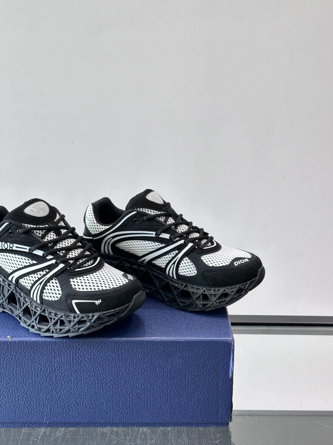 Dior 迪奥 👟B35最新款老爹运动鞋 老爹鞋 以时髦复古风格丰富经典系列。精心制作，可全年与休闲造型
