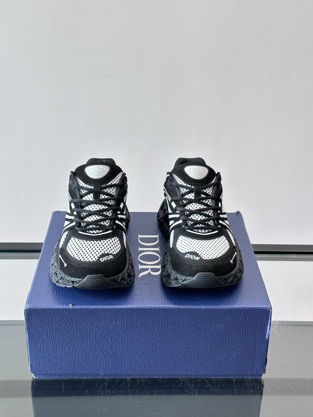 Dior 迪奥 👟B35最新款老爹运动鞋 老爹鞋 以时髦复古风格丰富经典系列。精心制作，可全年与休闲造型
