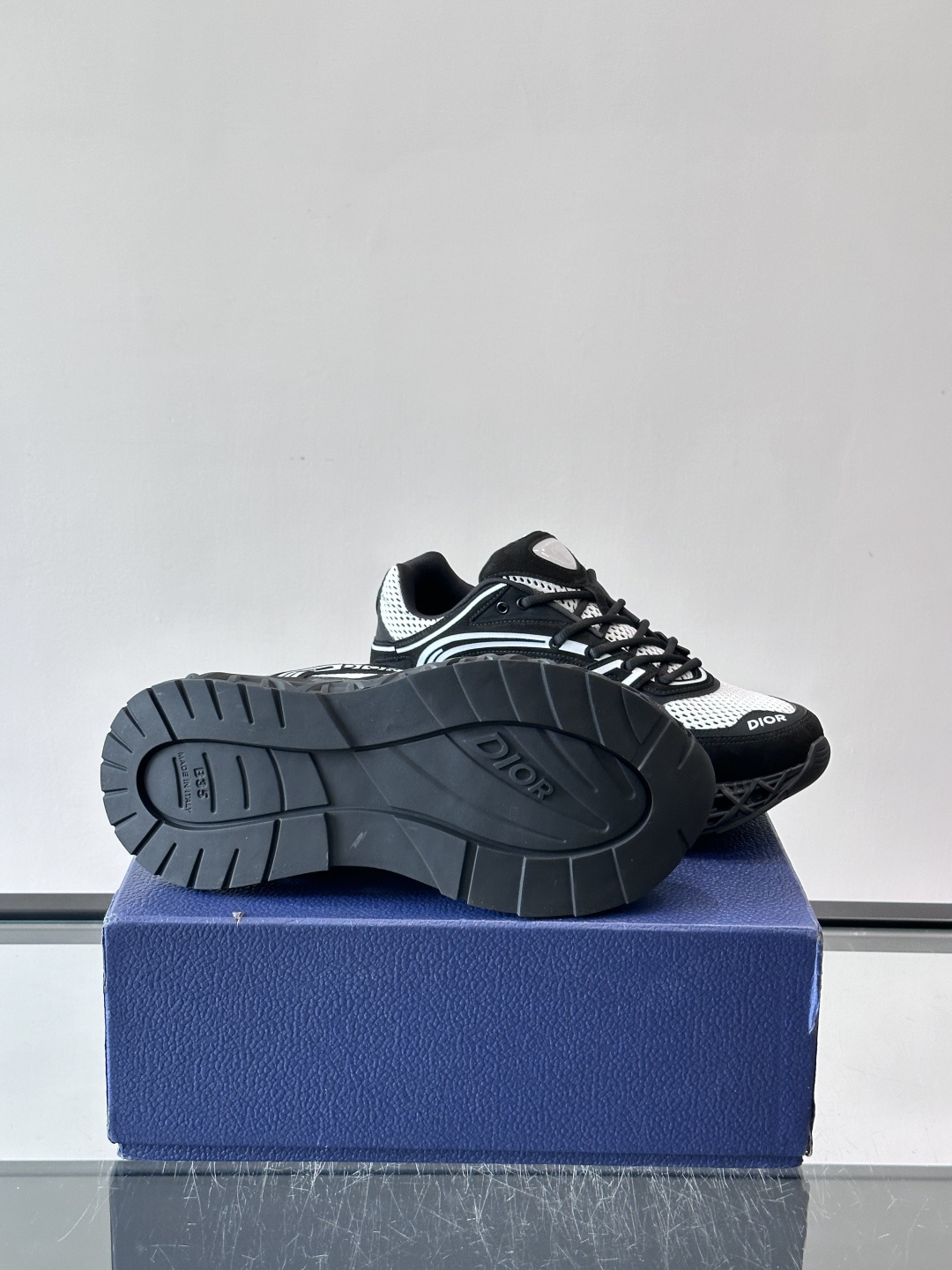 Dior 迪奥 👟B35最新款老爹运动鞋 老爹鞋 以时髦复古风格丰富经典系列。精心制作，可全年与休闲造型