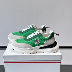 Moncler 男士休闲运动鞋👟Moncler TrailgriP系列运动鞋,绒面革+科技面料拼接, Moncler 男士休闲运动鞋👟Moncler TrailgriP系列运动鞋,绒面革+科技面料拼接,