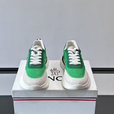 Moncler 男士休闲运动鞋👟Moncler TrailgriP系列运动鞋,绒面革+科技面料拼接, Moncler 男士休闲运动鞋👟Moncler TrailgriP系列运动鞋,绒面革+科技面料拼接,