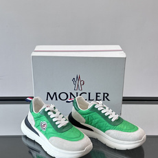 Moncler 男士休闲运动鞋👟Moncler TrailgriP系列运动鞋,绒面革+科技面料拼接, Moncler 男士休闲运动鞋👟Moncler TrailgriP系列运动鞋,绒面革+科技面料拼接,