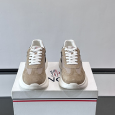 Moncler TrailgriPLite运动鞋,轻量设计,鞋面拼接网布➕牛皮,透气又耐穿!橡胶鞋底抓地 Moncler TrailgriPLite运动鞋,轻量设计,鞋面拼接网布➕牛皮,透气又耐穿!橡胶鞋底抓地