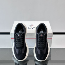 Moncler TrailgriPLite运动鞋,轻量设计,鞋面拼接网布➕牛皮,透气又耐穿!橡胶鞋底抓地 Moncler TrailgriPLite运动鞋,轻量设计,鞋面拼接网布➕牛皮,透气又耐穿!橡胶鞋底抓地