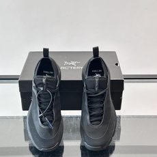 👟始祖鸟VERTEX ALPINE GTX跑鞋,专为户外设计,GORE-TEX防水透气,全天候都能保持干 👟始祖鸟VERTEX ALPINE GTX跑鞋,专为户外设计,GORE-TEX防水透气,全天候都能保持干