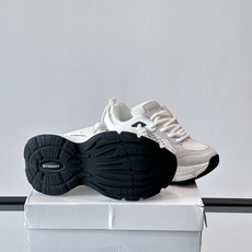 Givenchy 👟纪梵希GV7老爹鞋,配色超百搭,网布+牛皮革拼接,透气又有支撑力!厚底设计显高显腿 Givenchy 👟纪梵希GV7老爹鞋,配色超百搭,网布+牛皮革拼接,透气又有支撑力!厚底设计显高显腿
