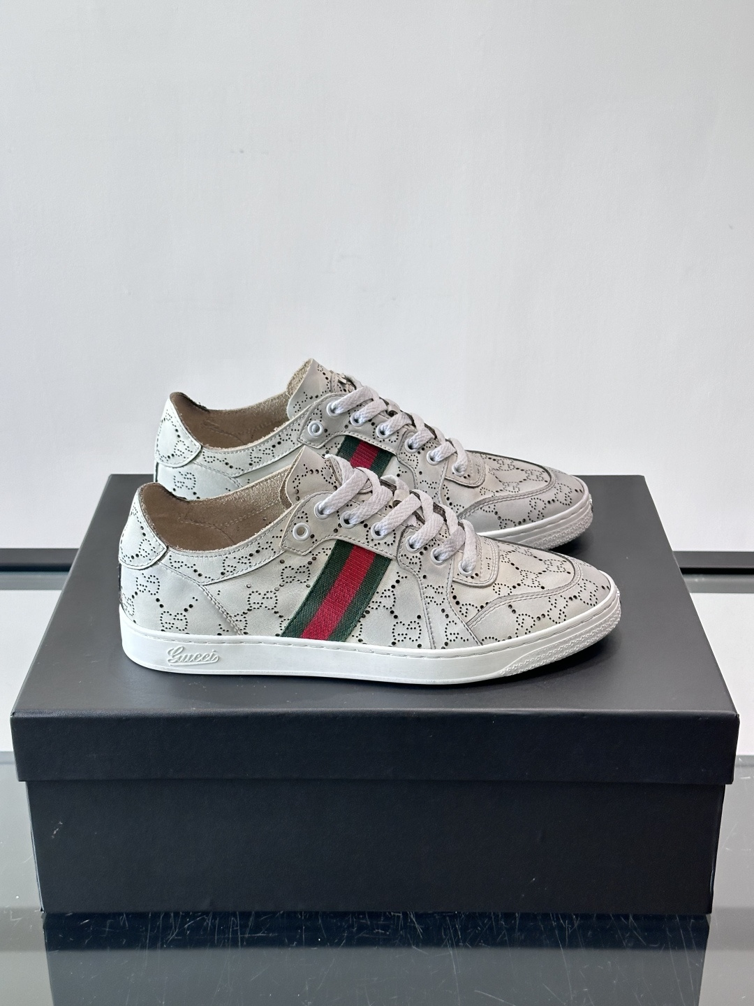 GUCCI春夏新款，Stretch系列运动鞋👟Generation Gucci深入探索品牌的典藏设计元素
