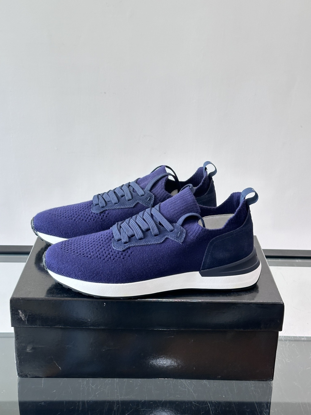👟MAGNANNI西班牙🇪🇸品牌休闲飞织运动鞋👟主打透气舒适,飞织鞋面轻盈贴合,适合长时间穿着。厚底设计 👟MAGNANNI西班牙🇪🇸品牌休闲飞织运动鞋👟主打透气舒适,飞织鞋面轻盈贴合,适合长时间穿着。厚底设计