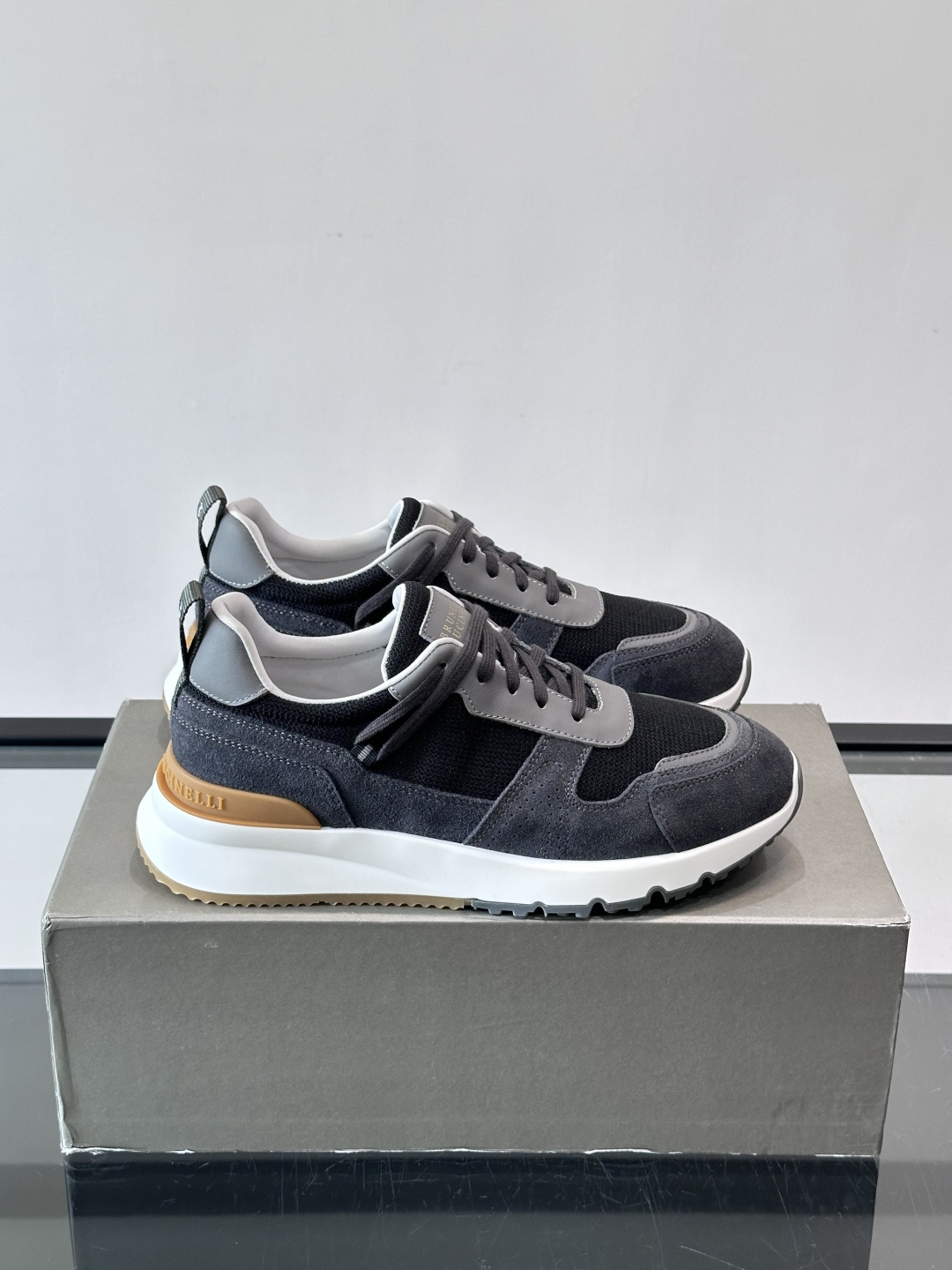 Brunello Cucinelli运动鞋​​👟意大利奢侈品牌Brunello Cucinelli的运动