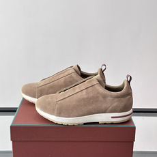 👟Loro Piana Summer Walk系列麂皮运动鞋,深棕色调,绒面革材质柔软舒适,轻质橡胶鞋底 👟Loro Piana Summer Walk系列麂皮运动鞋,深棕色调,绒面革材质柔软舒适,轻质橡胶鞋底