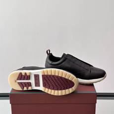 👟Loro Piana Tennis Walk休闲鞋,采用胎牛皮鞋面,柔软又耐穿,鞋底轻便舒适,适合长时 👟Loro Piana Tennis Walk休闲鞋,采用胎牛皮鞋面,柔软又耐穿,鞋底轻便舒适,适合长时