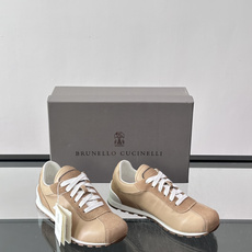 Brunello Cucinelli ss春夏新款 情侣款👫此品牌是来自意大利的世界顶级奢侈品牌,被誉为 Brunello Cucinelli ss春夏新款 情侣款👫此品牌是来自意大利的世界顶级奢侈品牌,被誉为