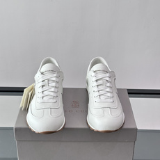 Brunello Cucinelli ss春夏新款 情侣款👫此品牌是来自意大利的世界顶级奢侈品牌,被誉为 Brunello Cucinelli ss春夏新款 情侣款👫此品牌是来自意大利的世界顶级奢侈品牌,被誉为