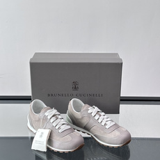 Brunello Cucinelli ss春夏新款 情侣款👫此品牌是来自意大利的世界顶级奢侈品牌,被誉为 Brunello Cucinelli ss春夏新款 情侣款👫此品牌是来自意大利的世界顶级奢侈品牌,被誉为