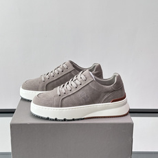 Brunello Cucinelli 男士运动鞋👟这款运动鞋采用牛皮+反绒牛皮拼接,微孔设计超透气, Brunello Cucinelli 男士运动鞋👟这款运动鞋采用牛皮+反绒牛皮拼接,微孔设计超透气,