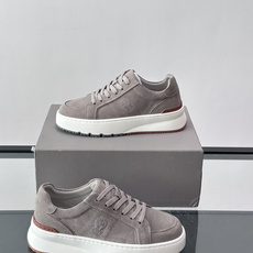 Brunello Cucinelli 男士运动鞋👟这款运动鞋采用牛皮+反绒牛皮拼接,微孔设计超透气, Brunello Cucinelli 男士运动鞋👟这款运动鞋采用牛皮+反绒牛皮拼接,微孔设计超透气,