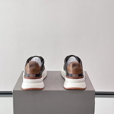 Brunello Cucinelli 男士运动鞋👟这款运动鞋采用牛皮➕透气网面拼接,设计超透气,穿着 Brunello Cucinelli 男士运动鞋👟这款运动鞋采用牛皮➕透气网面拼接,设计超透气,穿着