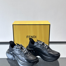 Fendi男士休闲老爹鞋,经典复古老爹鞋设计,鞋面采用网布➕牛皮拼接,轻薄透气,日常穿着超舒适✨。厚底缓 Fendi男士休闲老爹鞋,经典复古老爹鞋设计,鞋面采用网布➕牛皮拼接,轻薄透气,日常穿着超舒适✨。厚底缓