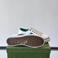 ❤️Arrival Gucci tennis 1977 经典系列帆布鞋…GG帆布成制融品入牌元素 复古格 ❤️Arrival Gucci tennis 1977 经典系列帆布鞋…GG帆布成制融品入牌元素 复古格