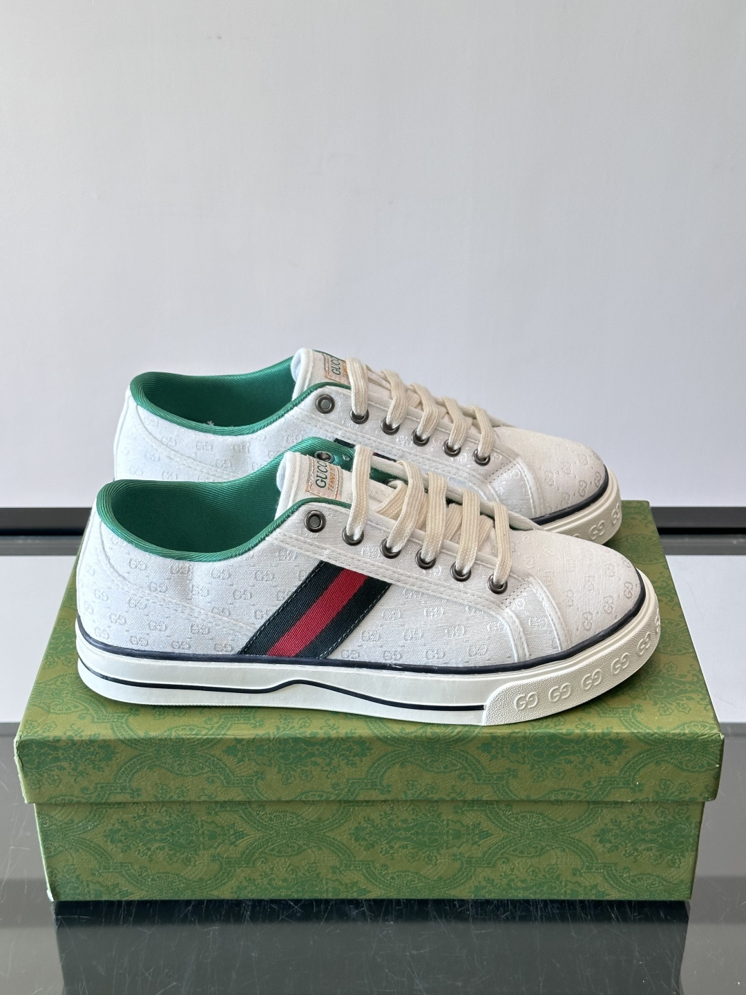 ❤️Arrival Gucci tennis 1977 经典系列帆布鞋…GG帆布成制融品入牌元素 复古格