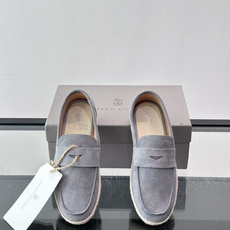 Brunello Cucinelli 男士皮鞋,高端男士经典乐福鞋,原版进口麂牛皮打造,此款鞋型堪称经典 Brunello Cucinelli 男士皮鞋,高端男士经典乐福鞋,原版进口麂牛皮打造,此款鞋型堪称经典