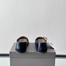 Brunello Cucinelli 男士皮鞋,高端男士经典乐福鞋,原版进口胎牛皮打造,此款鞋型堪称经典 Brunello Cucinelli 男士皮鞋,高端男士经典乐福鞋,原版进口胎牛皮打造,此款鞋型堪称经典