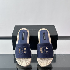 ✨Dolce & Gabbana DG凉拖,绒面鞋面+经典DG logo,品牌辨识度超高!鞋底是编织草绳 ✨Dolce & Gabbana DG凉拖,绒面鞋面+经典DG logo,品牌辨识度超高!鞋底是编织草绳