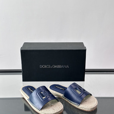 ✨Dolce & Gabbana DG凉拖,绒面鞋面+经典DG logo,品牌辨识度超高!鞋底是编织草绳 ✨Dolce & Gabbana DG凉拖,绒面鞋面+经典DG logo,品牌辨识度超高!鞋底是编织草绳