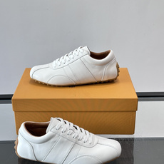 👟TOD’S德训鞋,采用优质小牛皮,触感柔软细腻,质感满分✨。经典德训鞋型,简约线条+薄底设计,轻便舒适 👟TOD’S德训鞋,采用优质小牛皮,触感柔软细腻,质感满分✨。经典德训鞋型,简约线条+薄底设计,轻便舒适