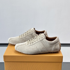 👟TOD’S德训鞋,采用优质小牛皮,触感柔软细腻,质感满分✨。经典德训鞋型,简约线条+薄底设计,轻便舒适 👟TOD’S德训鞋,采用优质小牛皮,触感柔软细腻,质感满分✨。经典德训鞋型,简约线条+薄底设计,轻便舒适