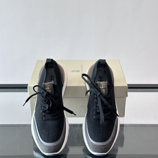Brunello Cucinelli 新款拼色运动板男鞋 此款运动鞋面料采用进口飞织,春夏穿着舒适透气, Brunello Cucinelli 新款拼色运动板男鞋 此款运动鞋面料采用进口飞织,春夏穿着舒适透气,