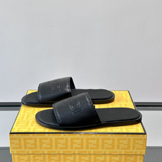 🖤Fendi皮革拖鞋,鞋面压印“FENDI ROMA”标志,品牌感满满!优质皮革+细腻纹理,柔软又耐穿, 🖤Fendi皮革拖鞋,鞋面压印“FENDI ROMA”标志,品牌感满满!优质皮革+细腻纹理,柔软又耐穿,