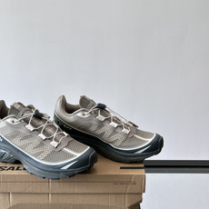Salomon XT-6 FT,情侣款👫复古卡其/灰褐色配色。鞋面是大网眼设计,透气性很好,夏天 Salomon XT-6 FT,情侣款👫复古卡其/灰褐色配色。鞋面是大网眼设计,透气性很好,夏天