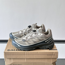 Salomon XT-6 FT,情侣款👫复古卡其/灰褐色配色。鞋面是大网眼设计,透气性很好,夏天 Salomon XT-6 FT,情侣款👫复古卡其/灰褐色配色。鞋面是大网眼设计,透气性很好,夏天