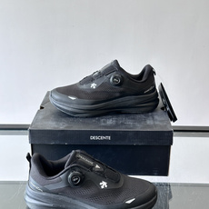 DESCENTE(迪桑特) LAVITATE 3.0 WIRE 跑鞋,全黑配色,带 BOA 旋钮 DESCENTE(迪桑特) LAVITATE 3.0 WIRE 跑鞋,全黑配色,带 BOA 旋钮