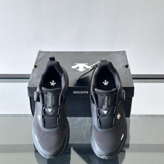 DESCENTE(迪桑特) LAVITATE 3.0 WIRE 跑鞋,全黑配色,带 BOA 旋钮 DESCENTE(迪桑特) LAVITATE 3.0 WIRE 跑鞋,全黑配色,带 BOA 旋钮