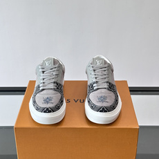 LV Lagoon Sneaker饼干🍪鞋Monogram 帆布拼接麂皮,LV 经典老花图案辨识度拉满, LV Lagoon Sneaker饼干🍪鞋Monogram 帆布拼接麂皮,LV 经典老花图案辨识度拉满,