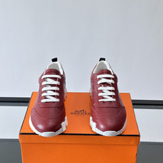 爱马仕鳄鱼纹运动鞋👟爱马仕鳄鱼纹运动鞋,采用优质皮革,鞋面鳄鱼纹理超有辨识度,搭配经典橙色鞋盒,品牌 爱马仕鳄鱼纹运动鞋👟爱马仕鳄鱼纹运动鞋,采用优质皮革,鞋面鳄鱼纹理超有辨识度,搭配经典橙色鞋盒,品牌