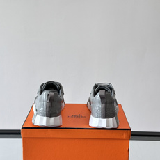 爱马仕鳄鱼纹运动鞋👟爱马仕鳄鱼纹运动鞋,采用优质皮革,鞋面鳄鱼纹理超有辨识度,搭配经典橙色鞋盒,品牌 爱马仕鳄鱼纹运动鞋👟爱马仕鳄鱼纹运动鞋,采用优质皮革,鞋面鳄鱼纹理超有辨识度,搭配经典橙色鞋盒,品牌