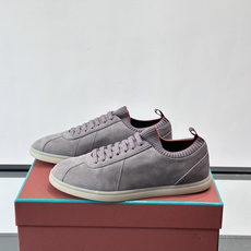 👟Loro Piana Soho 2.0 Walk男士休闲鞋,选用优质小牛皮,触感柔软细腻,简约百搭✨。 👟Loro Piana Soho 2.0 Walk男士休闲鞋,选用优质小牛皮,触感柔软细腻,简约百搭✨。