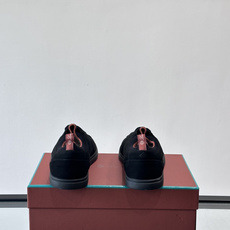 👟Loro Piana Soho 2.0 Walk男士休闲鞋,选用优质小牛皮,触感柔软细腻,简约百搭✨。 👟Loro Piana Soho 2.0 Walk男士休闲鞋,选用优质小牛皮,触感柔软细腻,简约百搭✨。