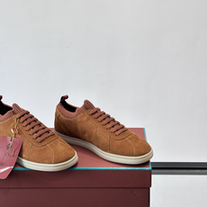 👟Loro Piana Soho 2.0 Walk男士休闲鞋,选用优质小牛皮,触感柔软细腻,简约百搭✨。 👟Loro Piana Soho 2.0 Walk男士休闲鞋,选用优质小牛皮,触感柔软细腻,简约百搭✨。