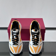 VALENTINO华伦天奴 GARAVANI DEMIVEE 条纹嵌饰网眼织物低帮运动鞋侧面 VLOGO VALENTINO华伦天奴 GARAVANI DEMIVEE 条纹嵌饰网眼织物低帮运动鞋侧面 VLOGO