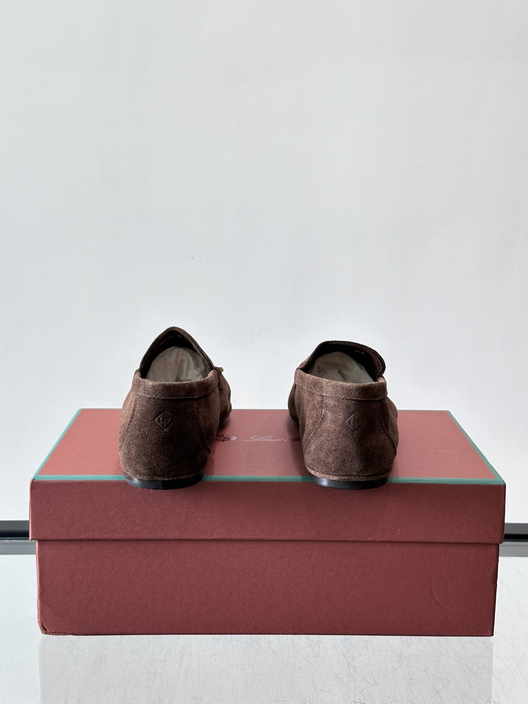LPSummer Anton Walk 男士乐福鞋👞Summer Anton Walk乐福鞋的灵感源自品牌经典的航海鞋，
