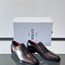 Berluti/布鲁提高端真皮大底正装皮鞋,采用进口牛皮鞋面 柔软有型,手工改色工艺,低调奢华气质,舒适透气版型,小牛皮 Berluti/布鲁提高端真皮大底正装皮鞋,采用进口牛皮鞋面 柔软有型,手工改色工艺,低调奢华气质,舒适透气版型,小牛皮