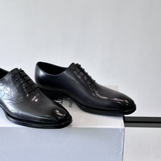 Berluti/布鲁提高端真皮大底正装皮鞋,采用进口牛皮鞋面 柔软有型,手工改色工艺,低调奢华气质,舒适透气版型,小牛皮 Berluti/布鲁提高端真皮大底正装皮鞋,采用进口牛皮鞋面 柔软有型,手工改色工艺,低调奢华气质,舒适透气版型,小牛皮