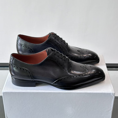Berluti/布鲁提高端真皮大底正装皮鞋,采用进口牛皮鞋面 柔软有型,手工改色工艺,低调奢华气质,舒适透气版型,小牛皮 Berluti/布鲁提高端真皮大底正装皮鞋,采用进口牛皮鞋面 柔软有型,手工改色工艺,低调奢华气质,舒适透气版型,小牛皮